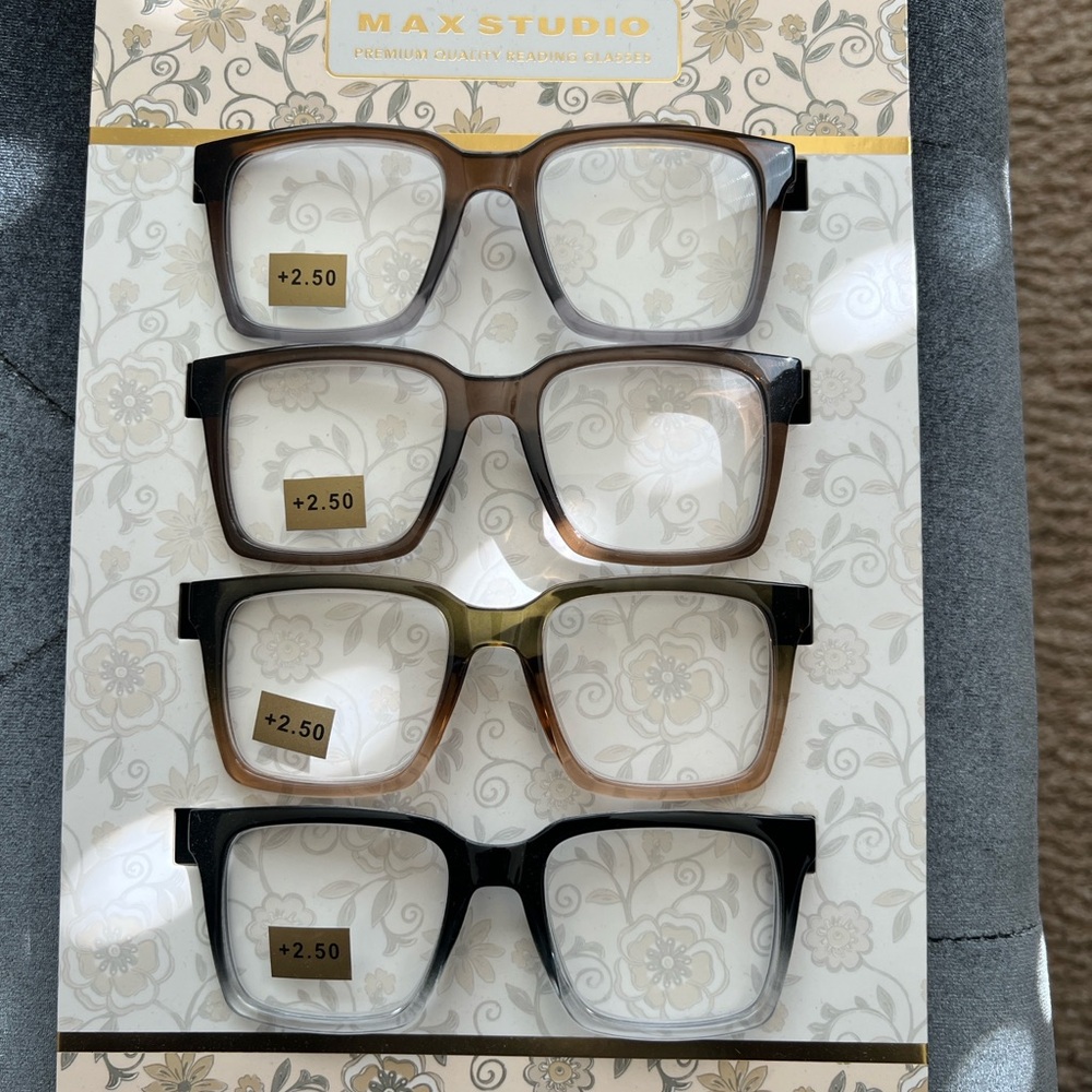 Max Studio Reading Glasses Assorted Brown and Black Tortoiseshell (4-Pack)